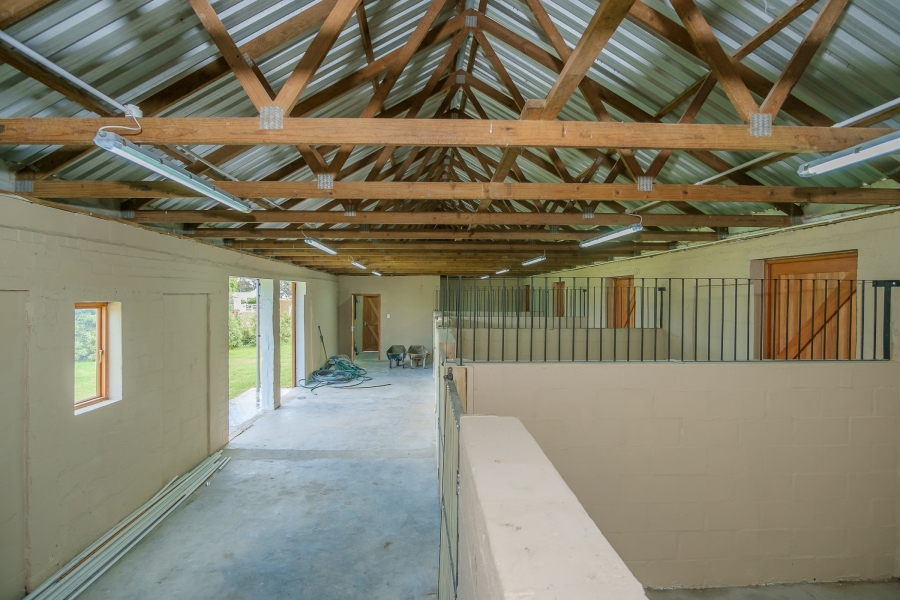 6 Bedroom Property for Sale in Meadowsteads Western Cape